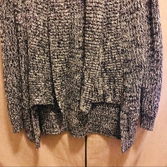 Marled Black & White Athleisure Cardigan Sweater - Picture 4 of 5